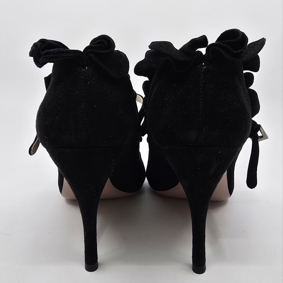 Prada Suede Ruffle Pump - Picture 5 of 9